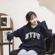 【2025新品上市】NTPU立體毛巾繡落肩帽T_經典藍