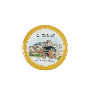 【絕版出清，售完不補】圓形胸章_商學大樓