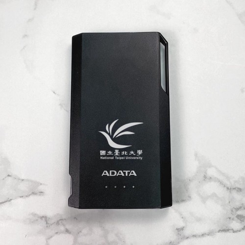 【絕版出清,最後現貨】NTPU校徽威剛ADATA行動電源10000mAh_黑/白 【絕版出清,最後現貨】NTPU校徽威剛ADATA行動電源10000mAh_黑/白