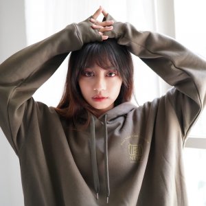 【絕版出清，最後S現貨】我的 NTPU 特色•貓頭鷹落肩帽T_煙雨灰綠